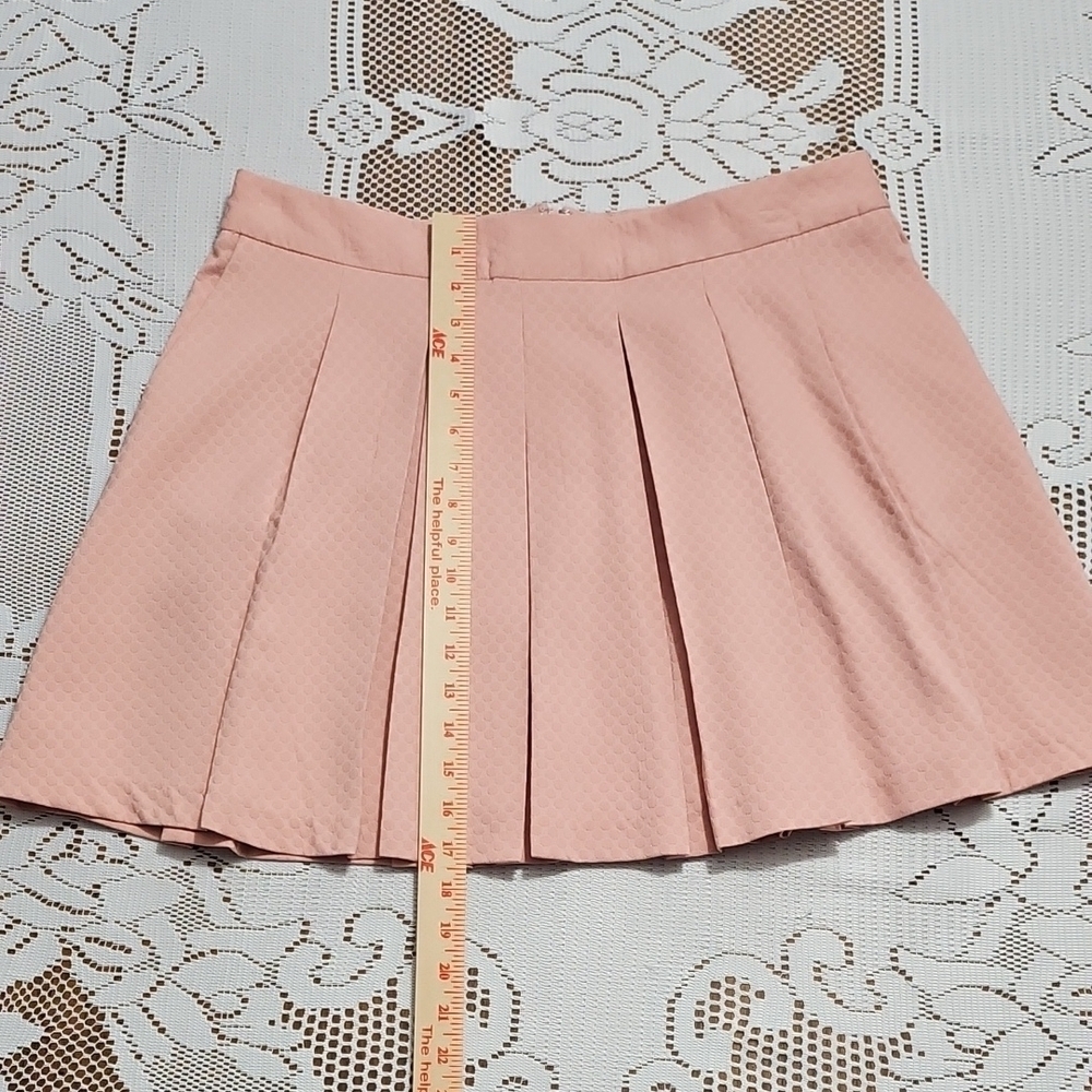 Elle Pleated Skirt - Picture 2 of 8
